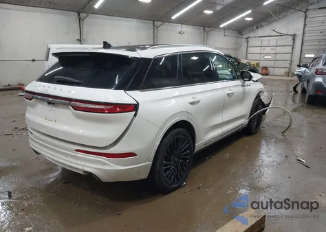 2021 Lincoln Corsair Reserve from USA, damaged, VIN 5LMCJ2D92MUL05800